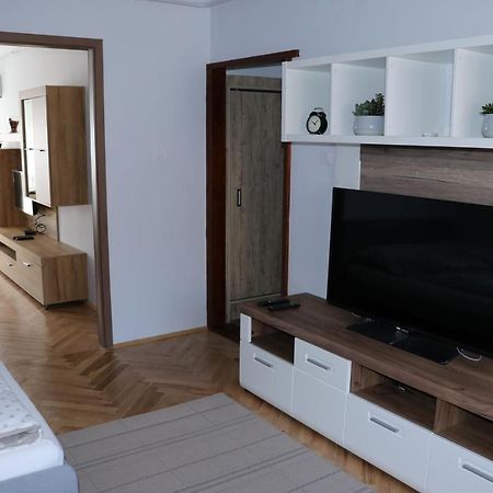Appartamento Petofi Apartman Szeged Esterno foto