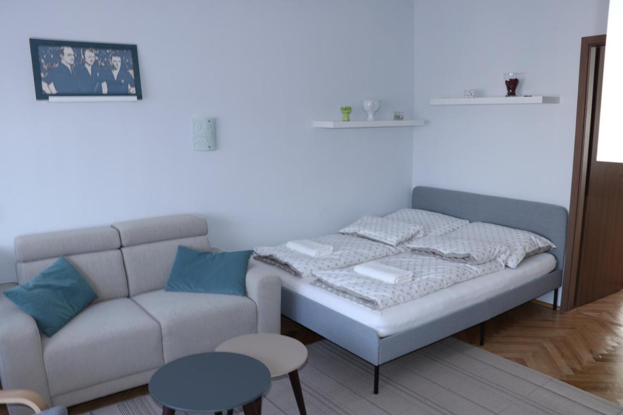 Appartamento Petofi Apartman Szeged Esterno foto